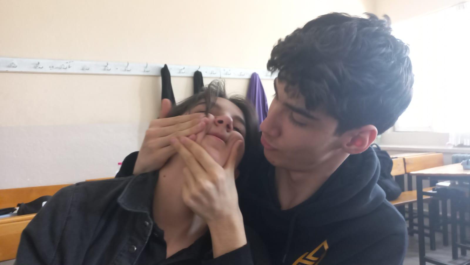 Ve üçüncüsüü